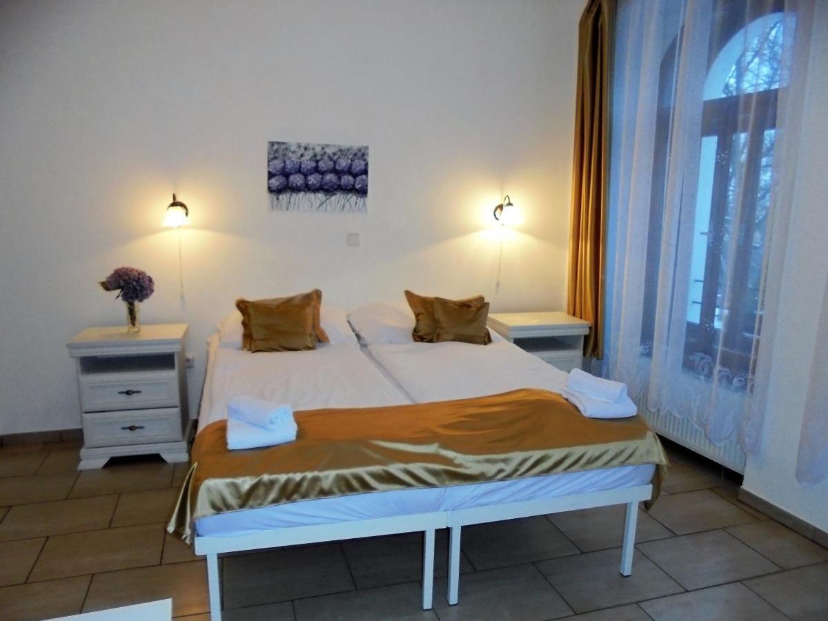 Pension Na Hradbach Табор Екстер'єр фото