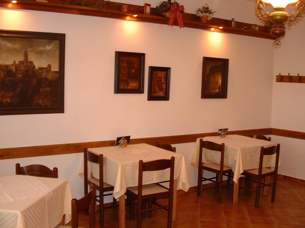 Pension Na Hradbach Табор Екстер'єр фото